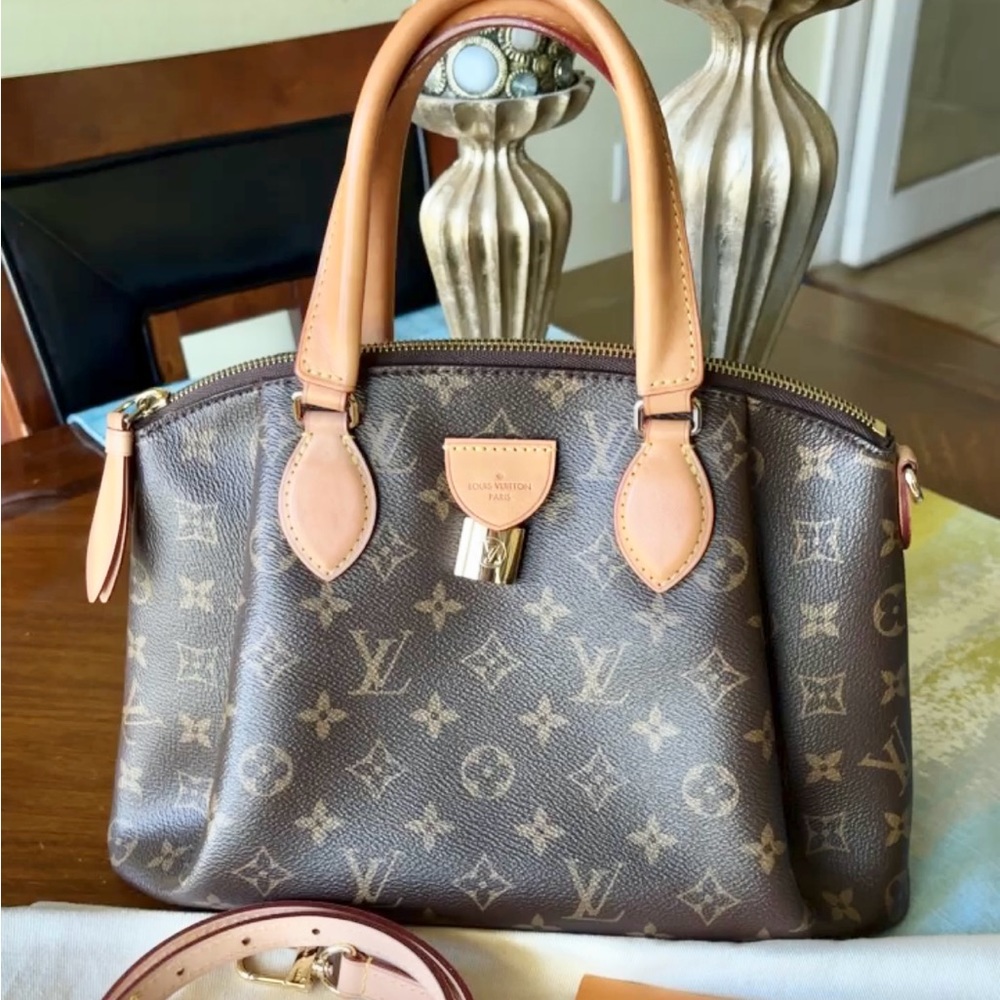 Louis Vuitton RIVOLI Pm